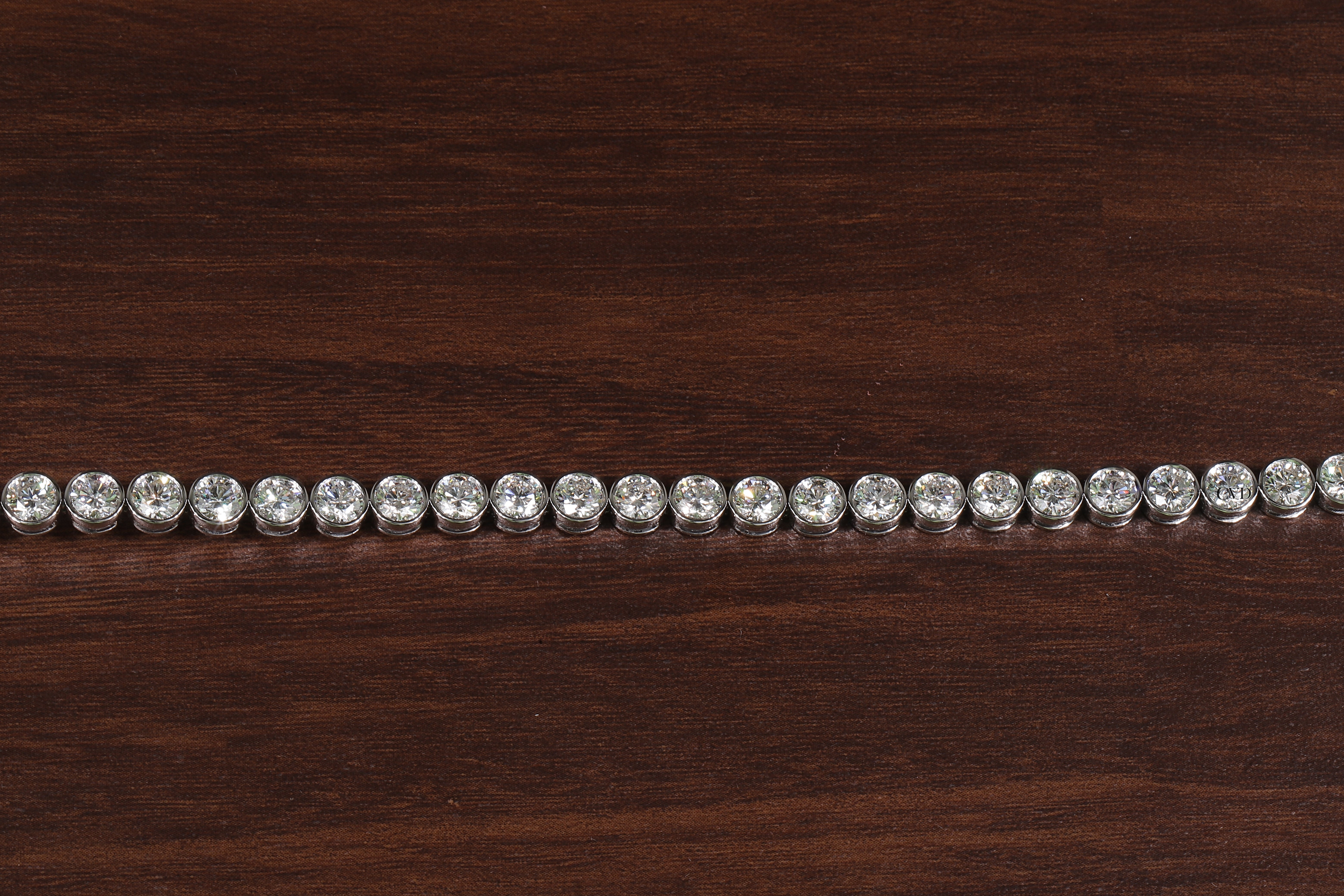 Round Cut Bezel Setting Lab Grown Diamond Bracelet