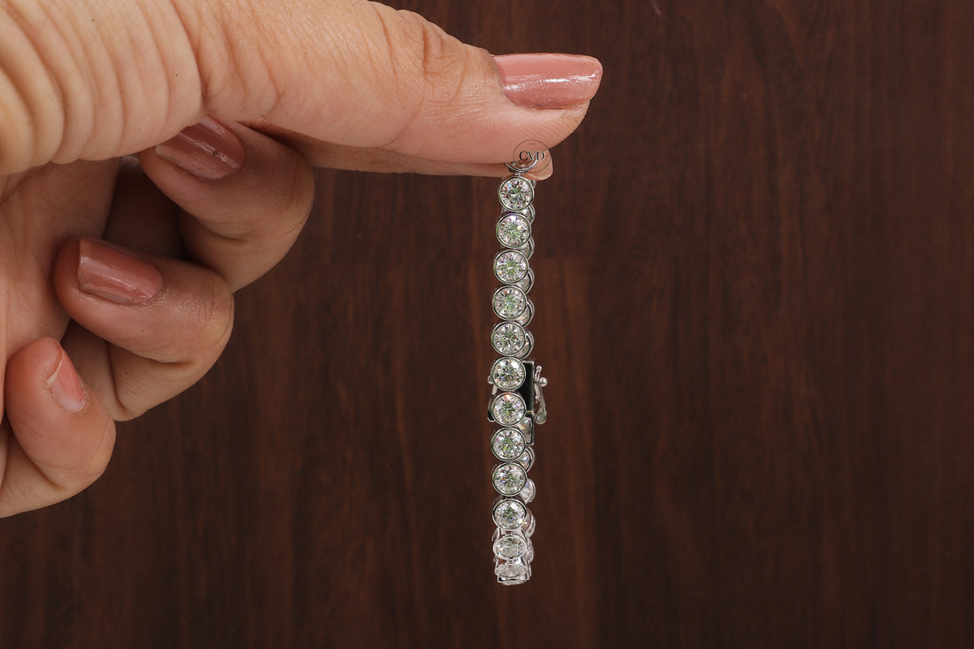 Round Cut Bezel Setting Lab Grown Diamond Bracelet