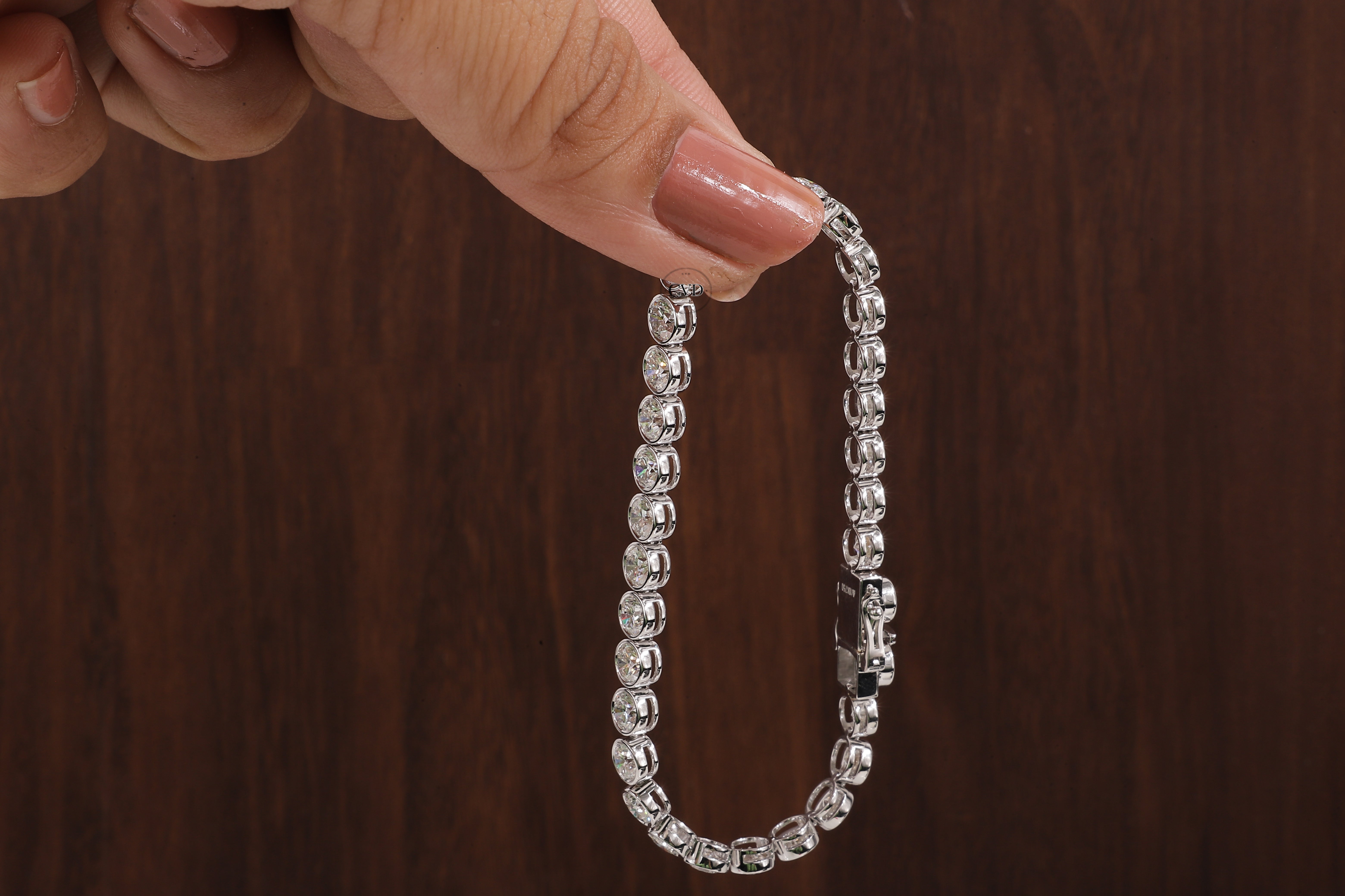 Round Cut Bezel Setting Lab Grown Diamond Bracelet