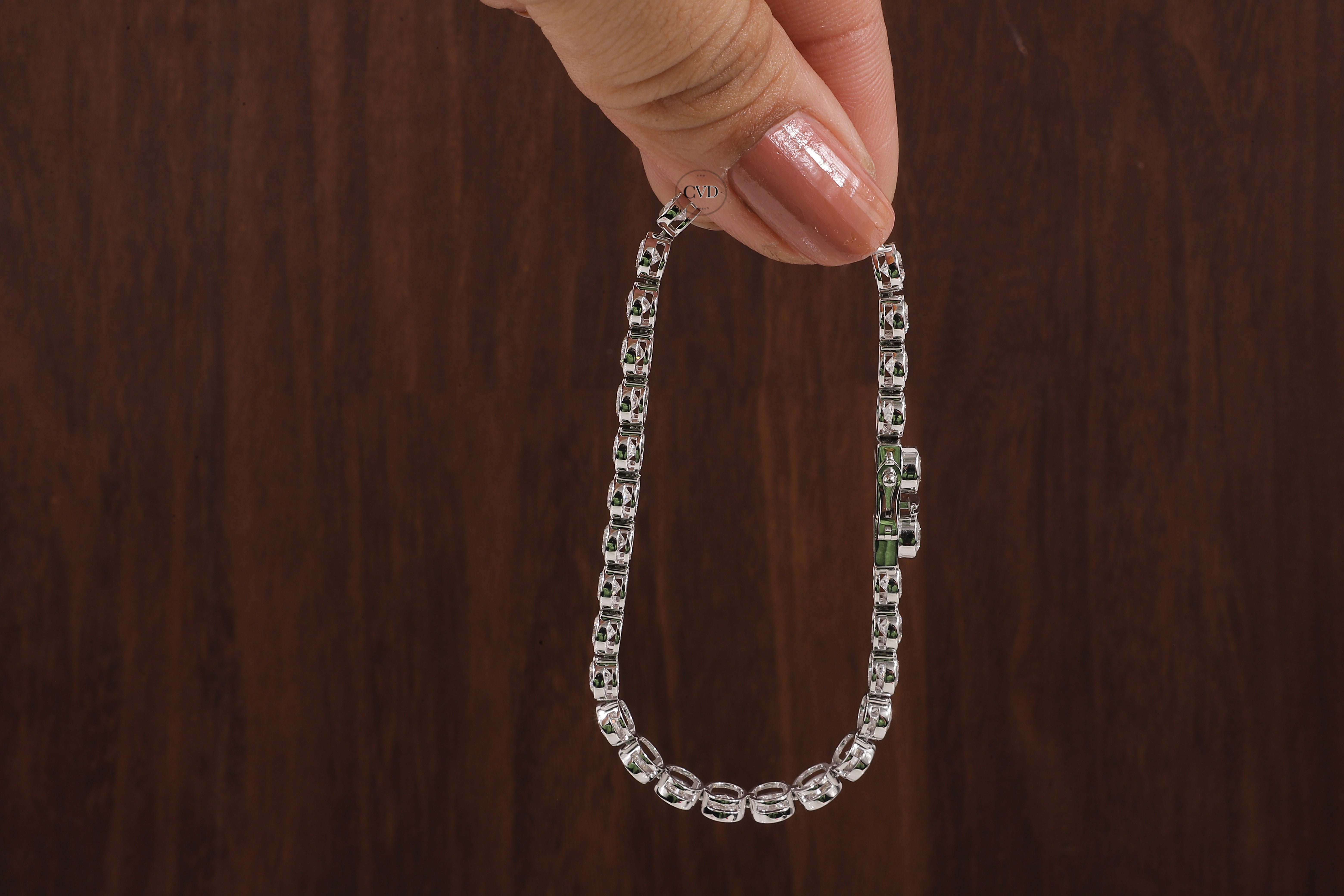 Round Cut Bezel Setting Lab Grown Diamond Bracelet