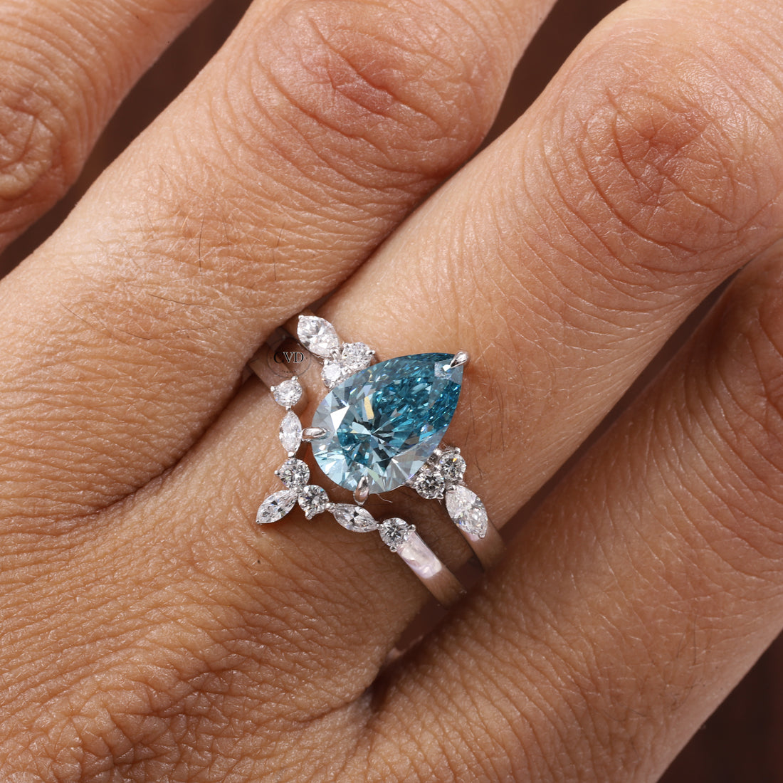 2 CT Blue Pear Cut Lab Grown Diamond Ring, Matching Curved Band