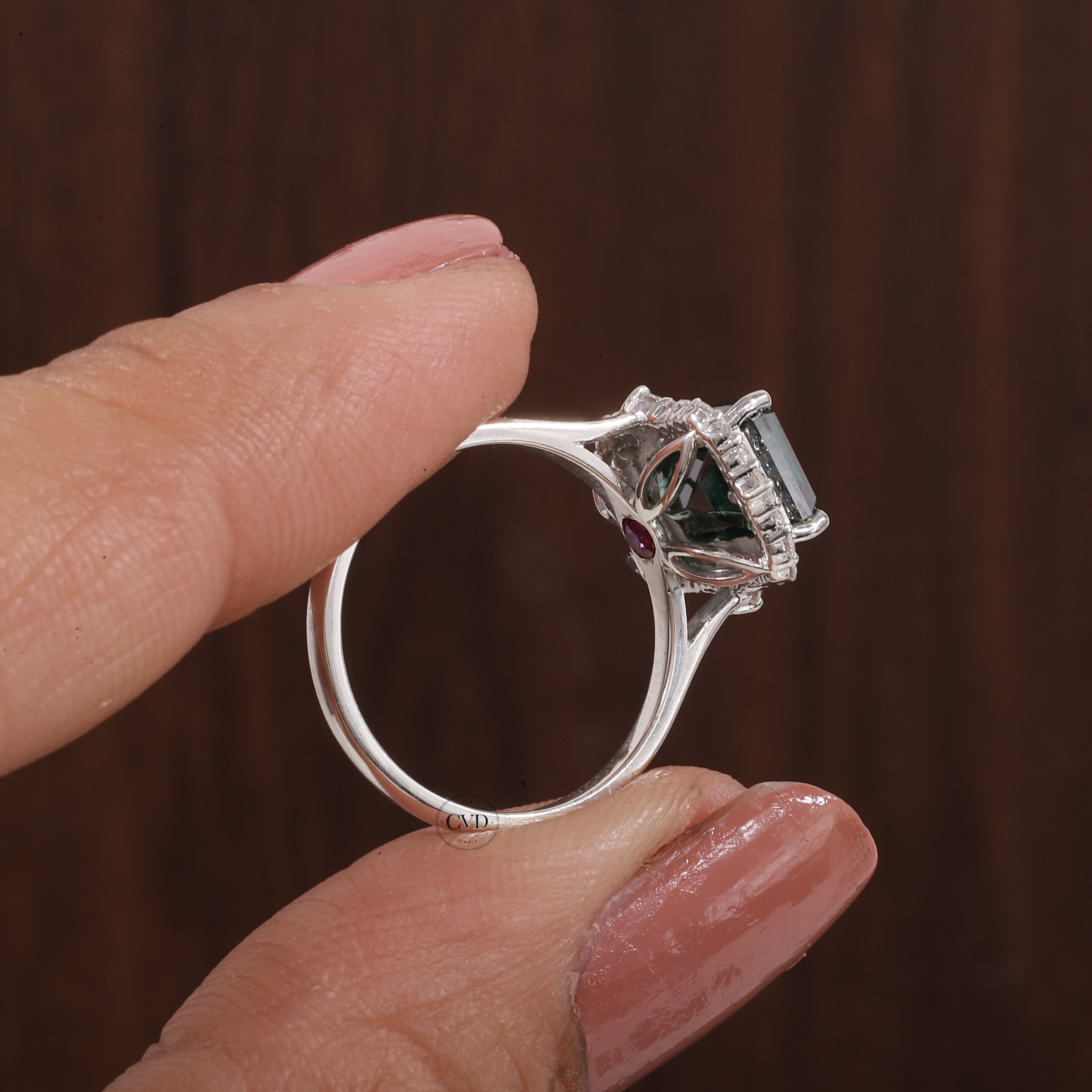 Solid 14K Gold Green Emerald Ring 2.5CT Moissanite Emerald| CVD Jewels