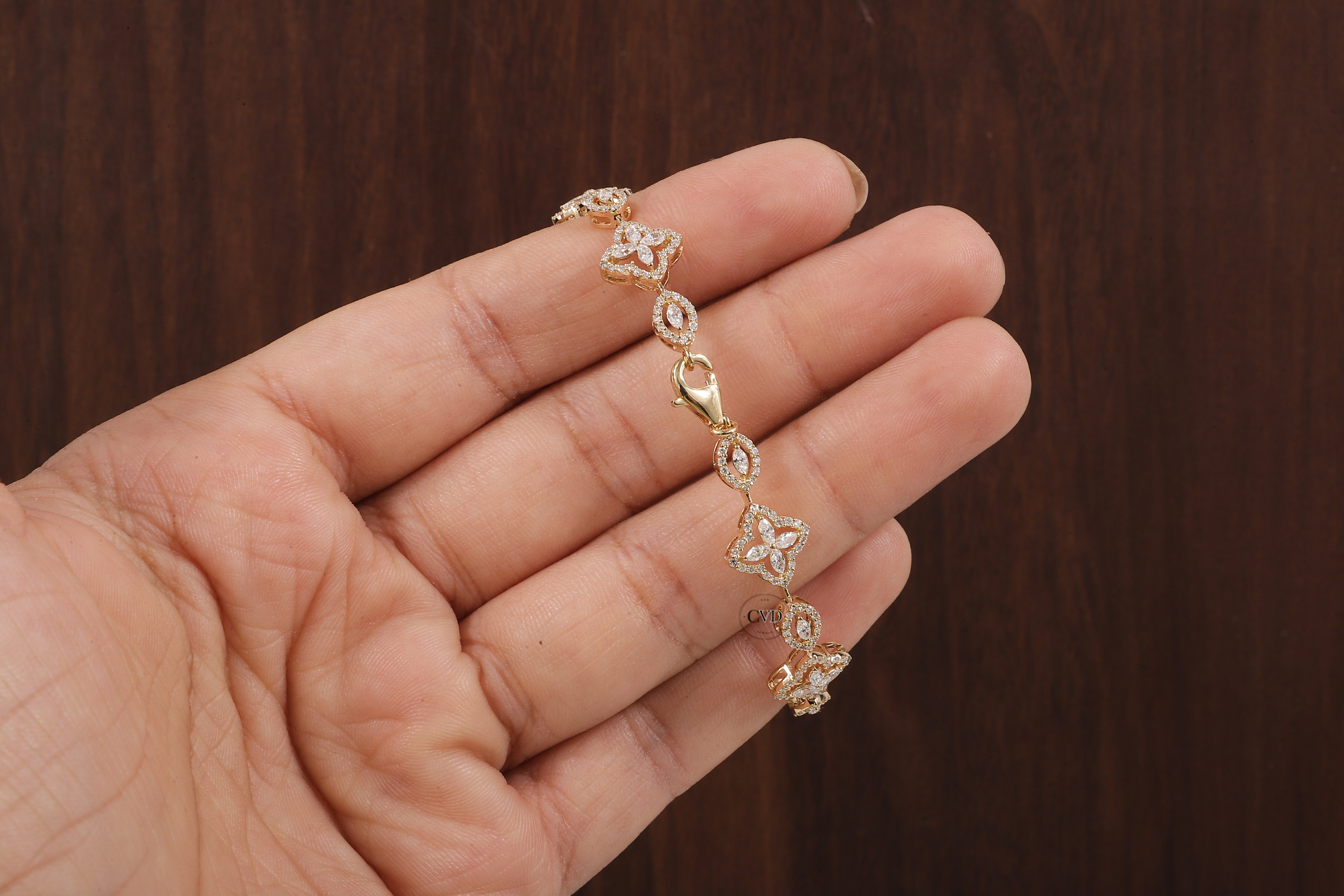 Marquise Round Lab Grown Diamond Bracelet, Flower shape