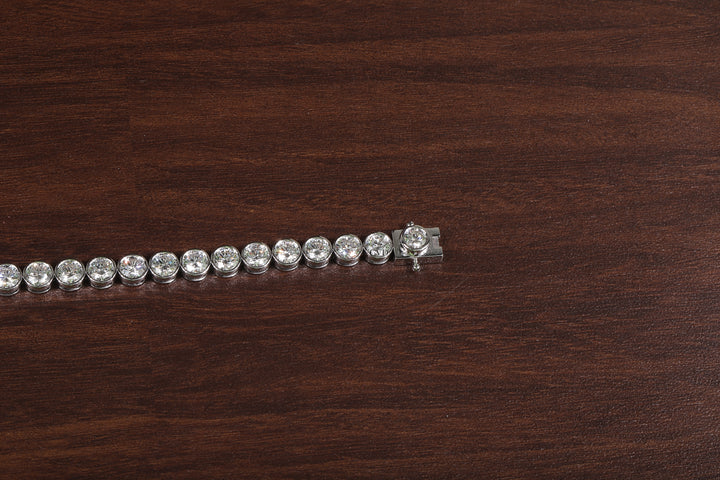 Round Cut Bezel Setting Lab Grown Diamond Bracelet