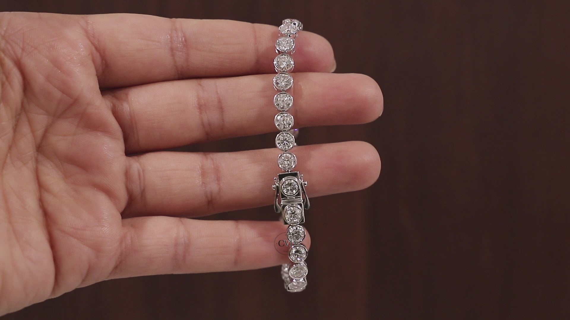 Round Cut Bezel Setting Lab Grown Diamond Bracelet