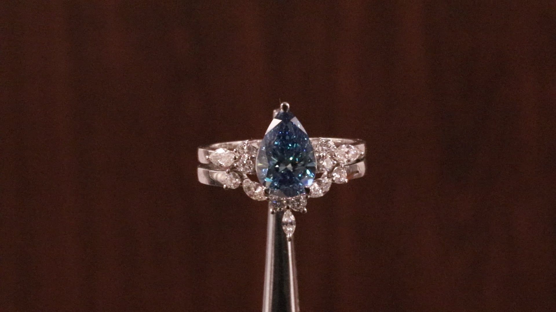 2 CT Blue Pear Cut Lab Grown Diamond Ring, Matching Curved Band