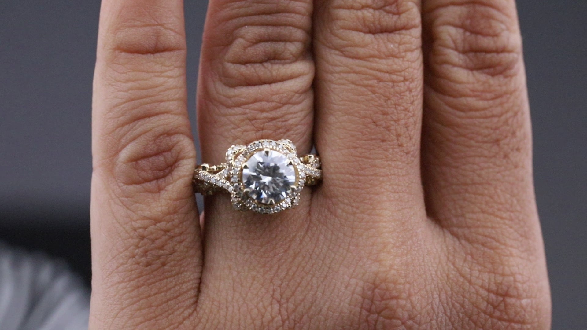 Antique Vintage Engagement Ring, 1.0 CT Round Cut