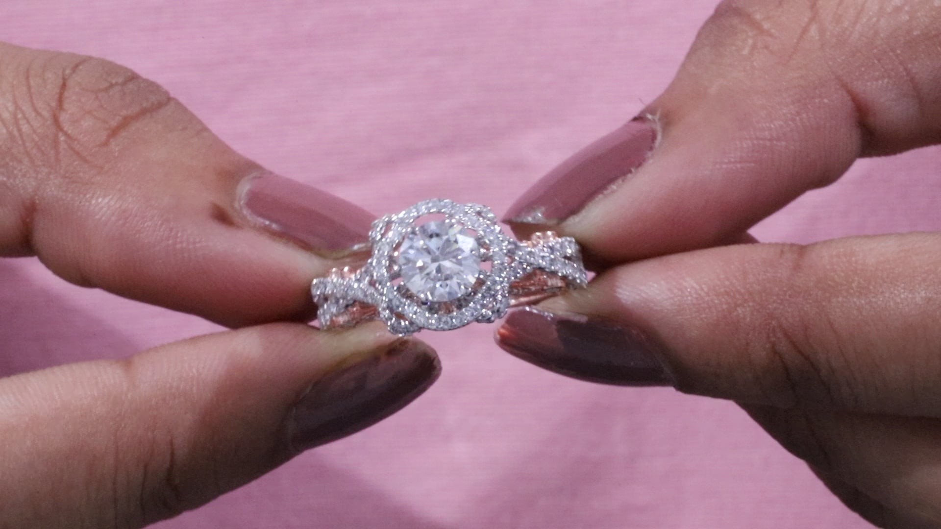 Antique Vintage Engagement Ring, 1.0 CT Round Cut Lab Grown Diamond Ring