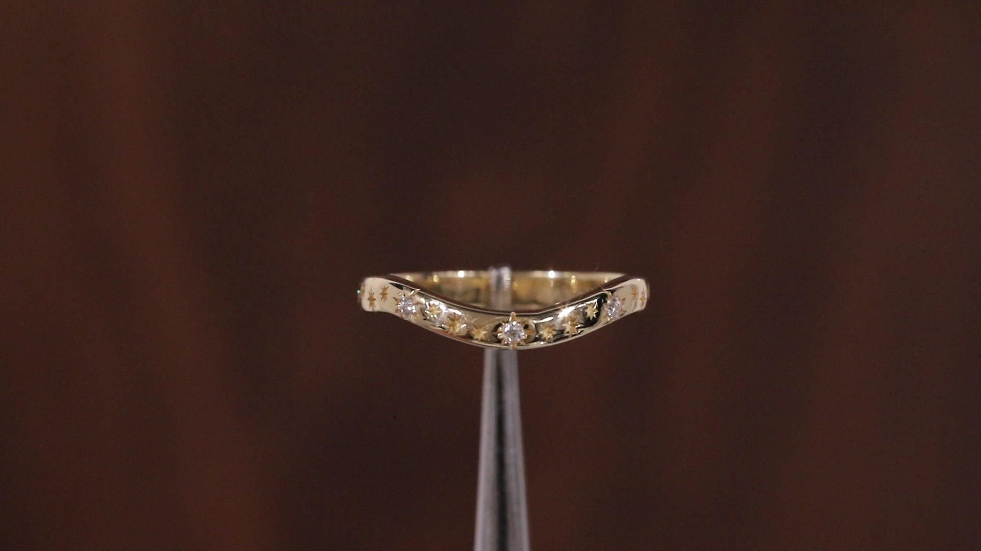 Starburst curve Wedding Band Ring, 14k Solid Gold Dainty Star